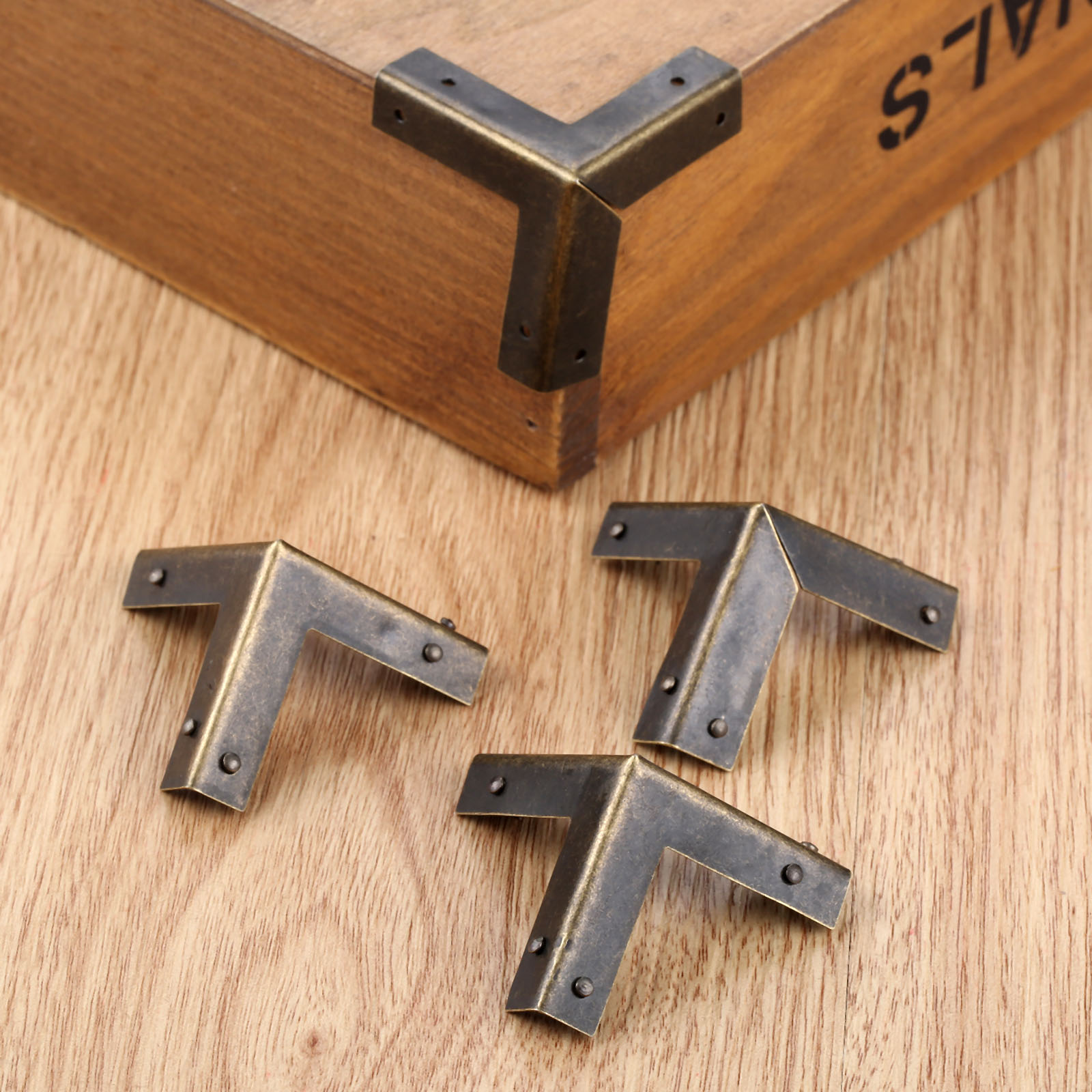 DRELD 4 Stück Antik-Bronze-Eck – Furniture Hardware Decorative Bewertung und Preis